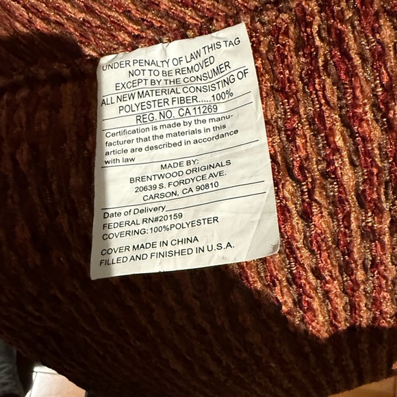 4 Beautiful Fall plush throw pillows. Rust/Orange colors. Great condition. - Picture 11 of 12